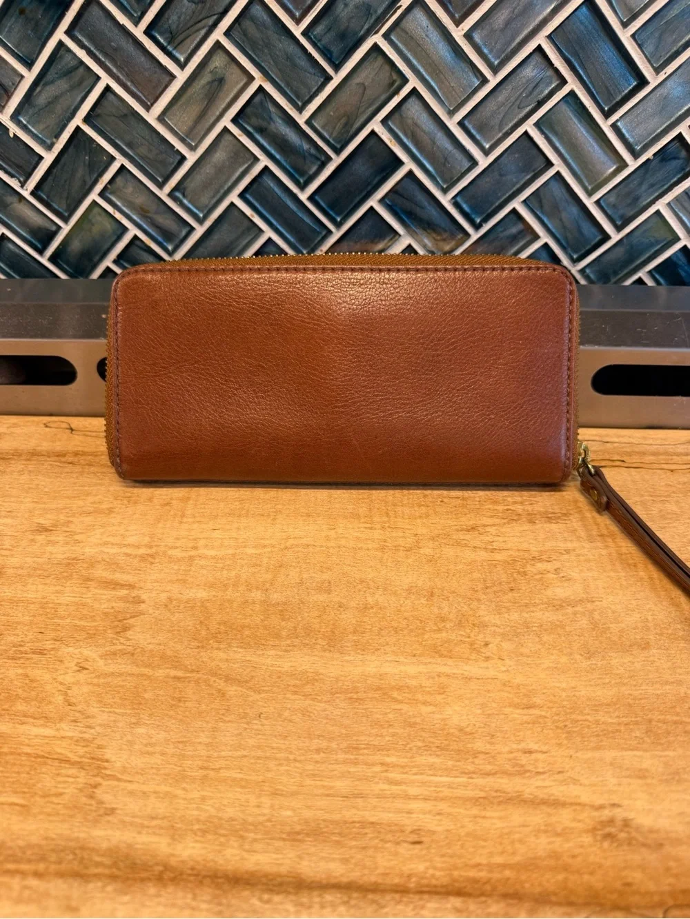 Fossil Chocolate Brown Leather Wristlet Wallet with Strap